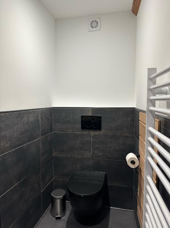 Studio Rdc La Tour Сент-Етьєнн-де-Тіне Екстер'єр фото